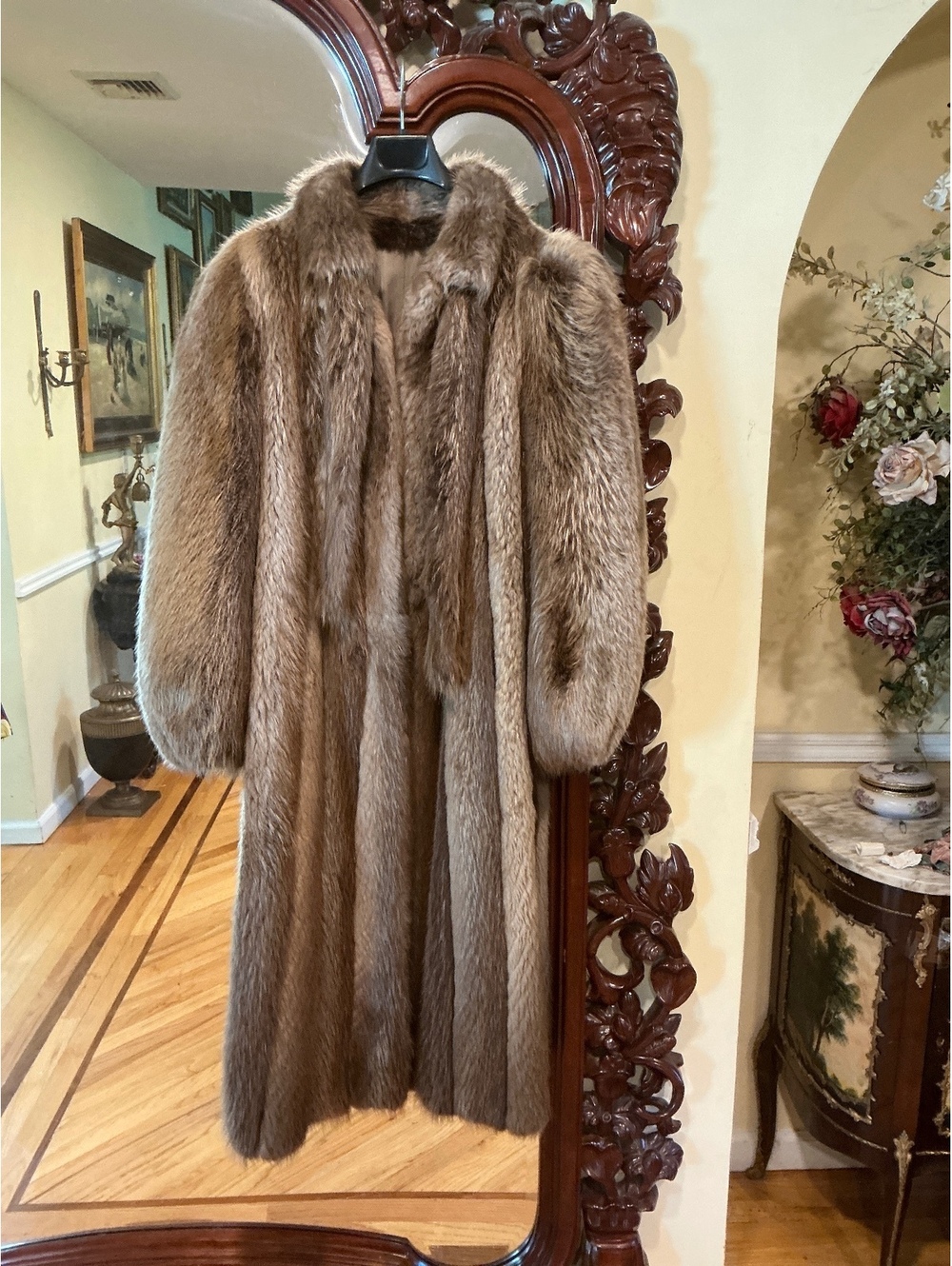 Beaver Fur Coat Size M
